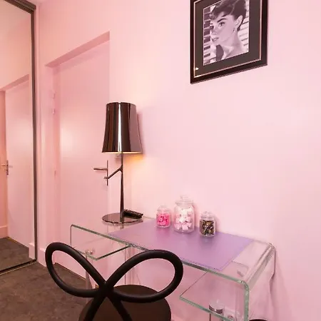 L'enclos De Ribains Guest house